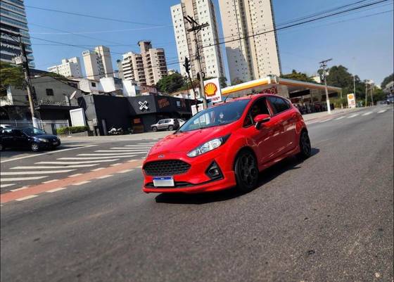FORD FIESTA 1.6 TI-VCT FLEX SEL MANUAL FORD FIESTA 1.6 TI-VCT FLEX SEL MANUAL